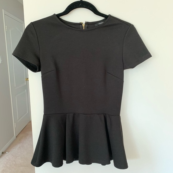 🆕 Forever 21 Black Peplum Top